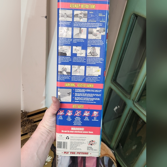 X KITES 39 IN RED BARON KITE WITH TRAILWINDER - Picture 6 of 7